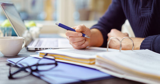 Graduarse de la licenciatura en tiempo de crisis. Impacto a largo plazo y el beneficio de postular a una maestría antes de graduarte. Lista de programas.